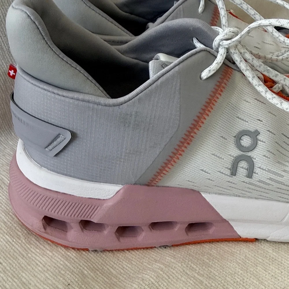 Cloud Nova Flux Sneakers 👟 - Picture 11 of 11